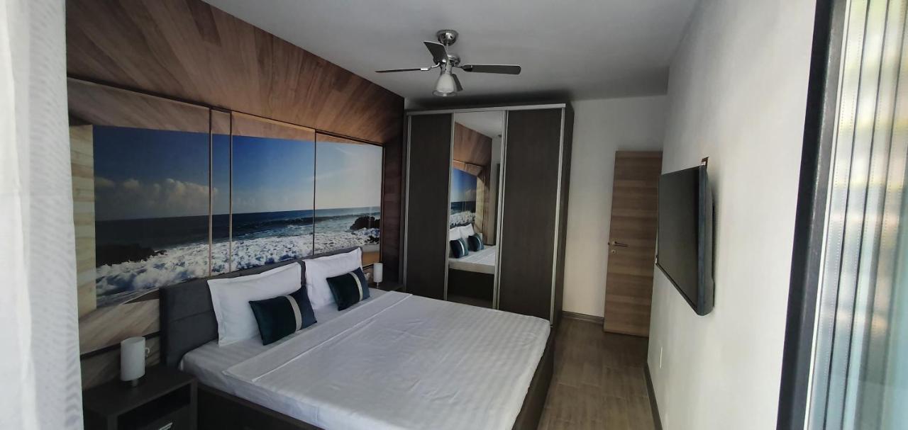 Isabelle Apartament Alezzi Beach Resort Mamaia Nord Năvodari Extérieur photo