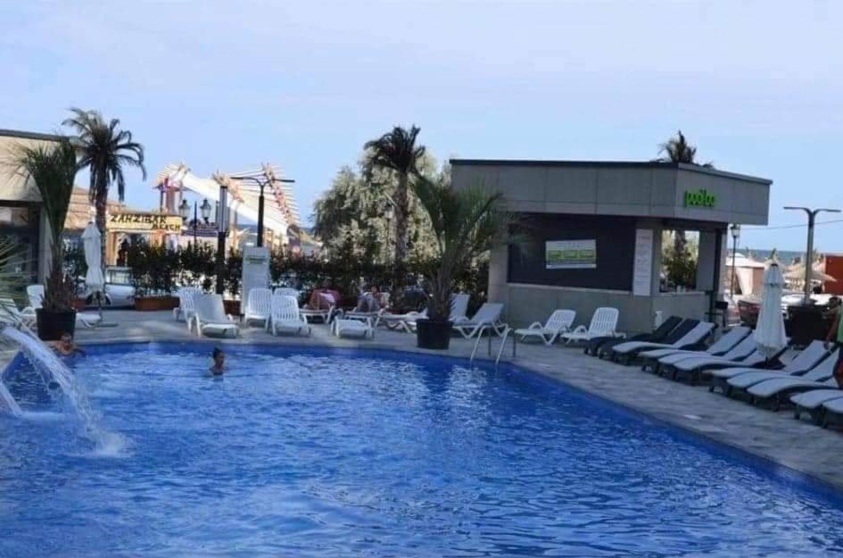 Isabelle Apartament Alezzi Beach Resort Mamaia Nord Năvodari Extérieur photo